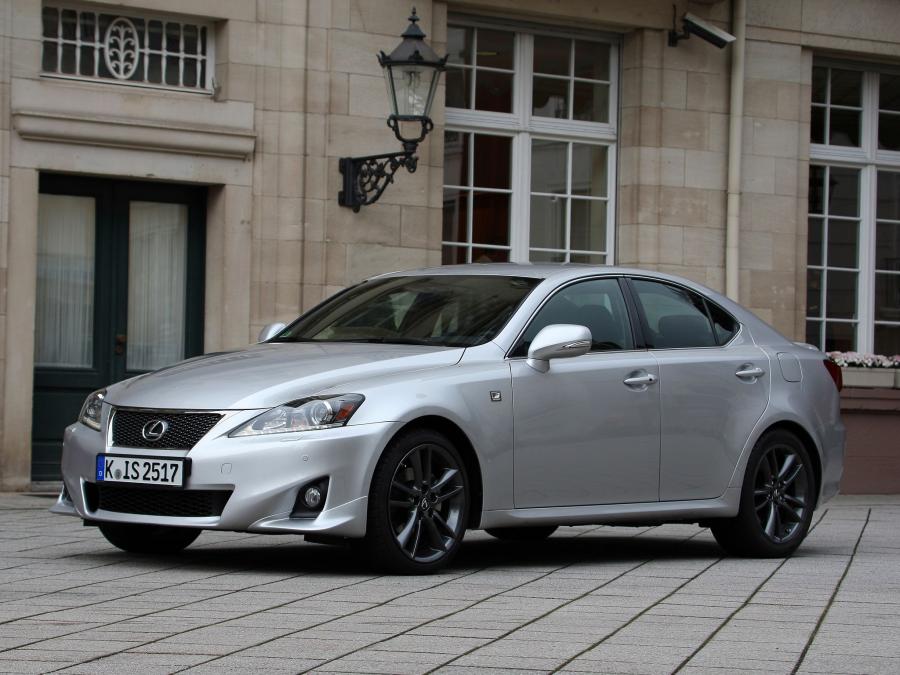  Lexus IS220d F-Sport 2010 года  (EU) (фото 7 из 7)